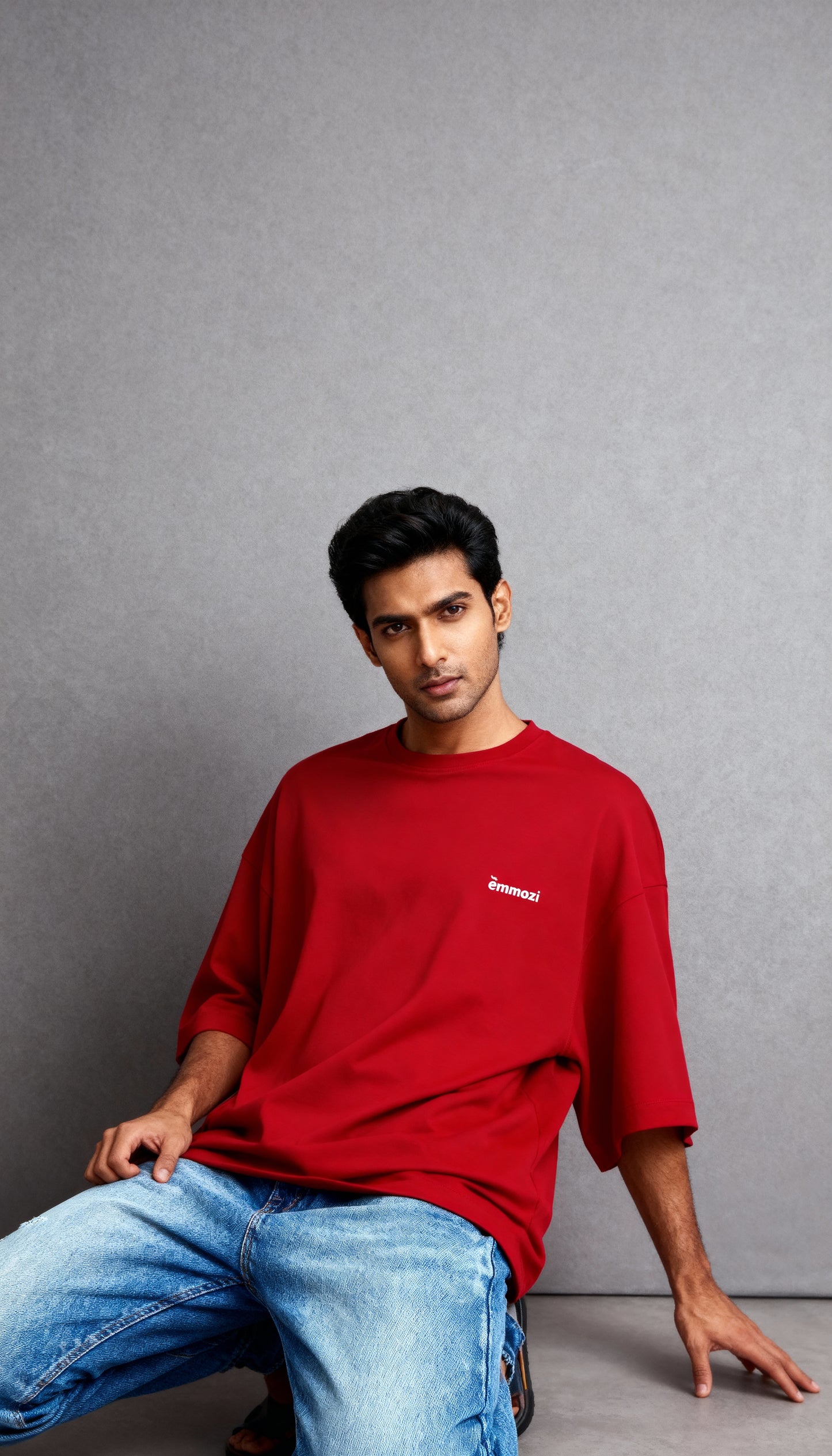 Premium Unisex Oversized Drop Shoulder T-Shirt Red – EMMOZI